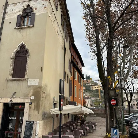 Ponte Pietra Centro *