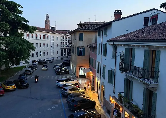 公寓 Ponte Pietra Centro *