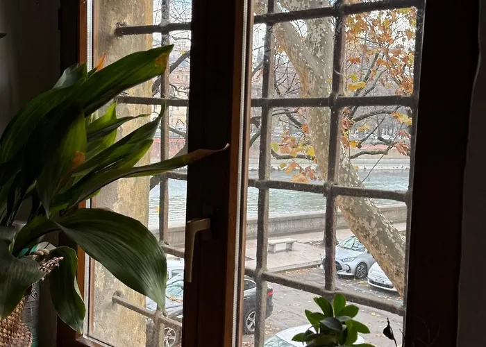 Lejlighed Ponte Pietra Centro